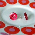 Pinkit nappikorvikset 018