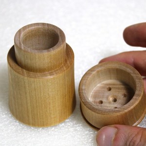 Suolasirotin koivupuusta